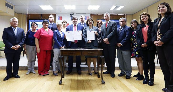 Colegios Profesionales y Sociedades Científicas respaldaron seguridad y eficacia de las vacunas del Programa Nacional de Inmunizaciones