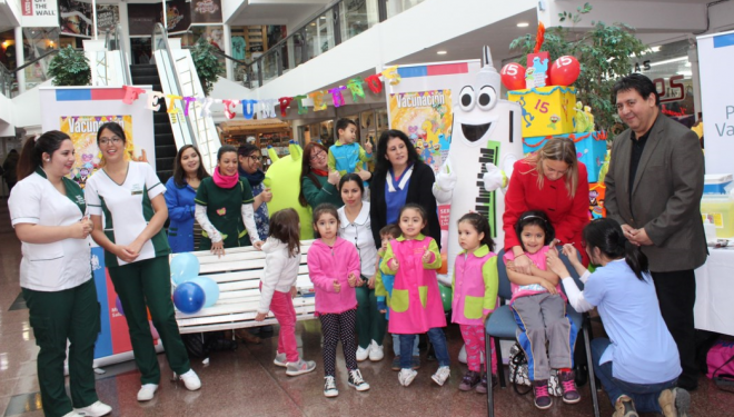 Sector Salud de Magallanes conmemoró Semana de Vacunación de las Américas reforzando campaña anti-influenza